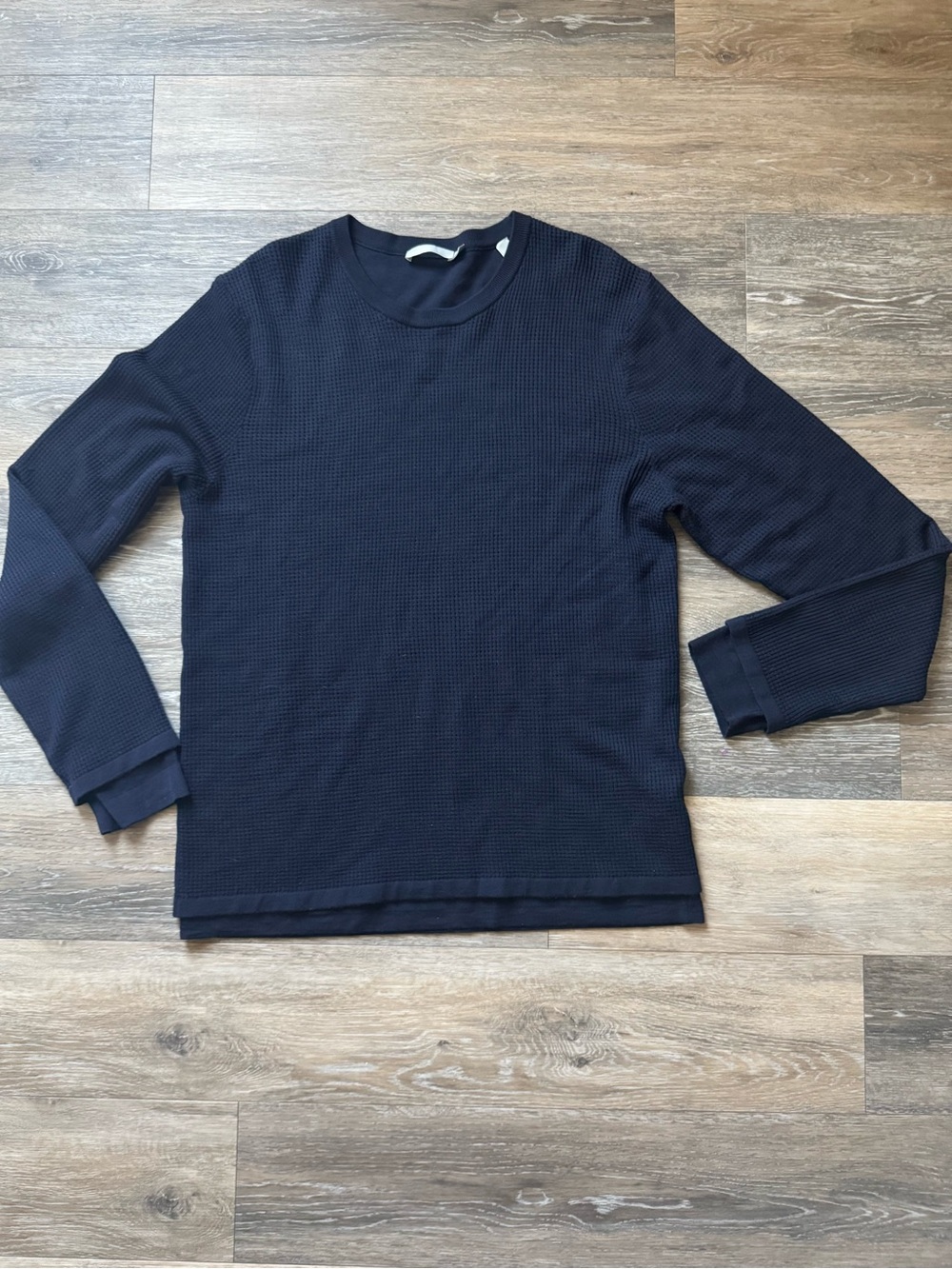 Vince Navy Double Layer Waffle Knit Wool Sweater Women’s Large super soft